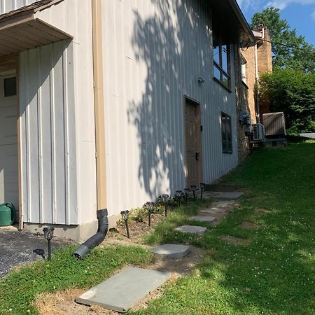 2 Bedroom Apartment- Close To Hershey Park, Hollywood Casino And Downtown 해리스버그 외부 사진