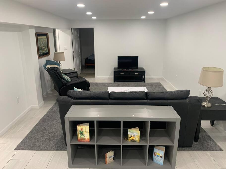 2 Bedroom Apartment- Close To Hershey Park, Hollywood Casino And Downtown 해리스버그 외부 사진
